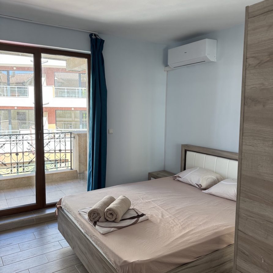 Apartment Sozopol Sea View 7 - Second bedroom with street view 2