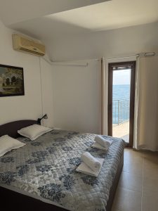 Apartment Sozopol Sea View 2 - double bedroom with sea view